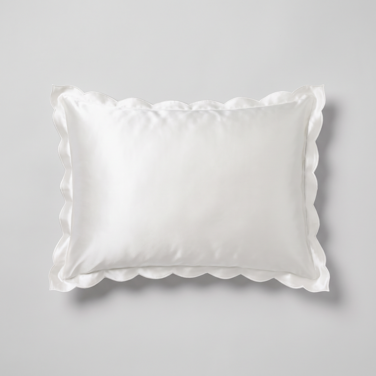 Scalloped Silk Pillowcase - White